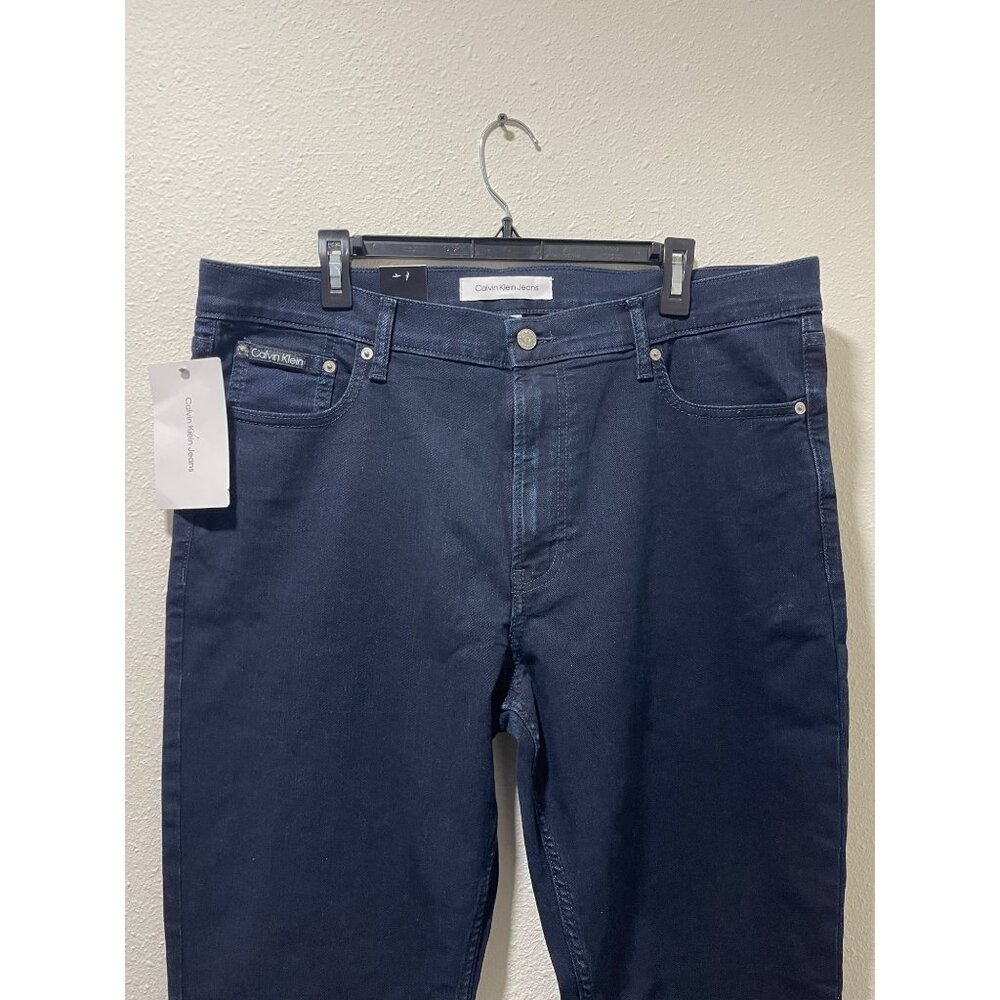 Calvin Klein NWT Men's Classic 5-Pocket Stretch Straight Fit W38xL29 Denim Jean - Picture 6 of 16